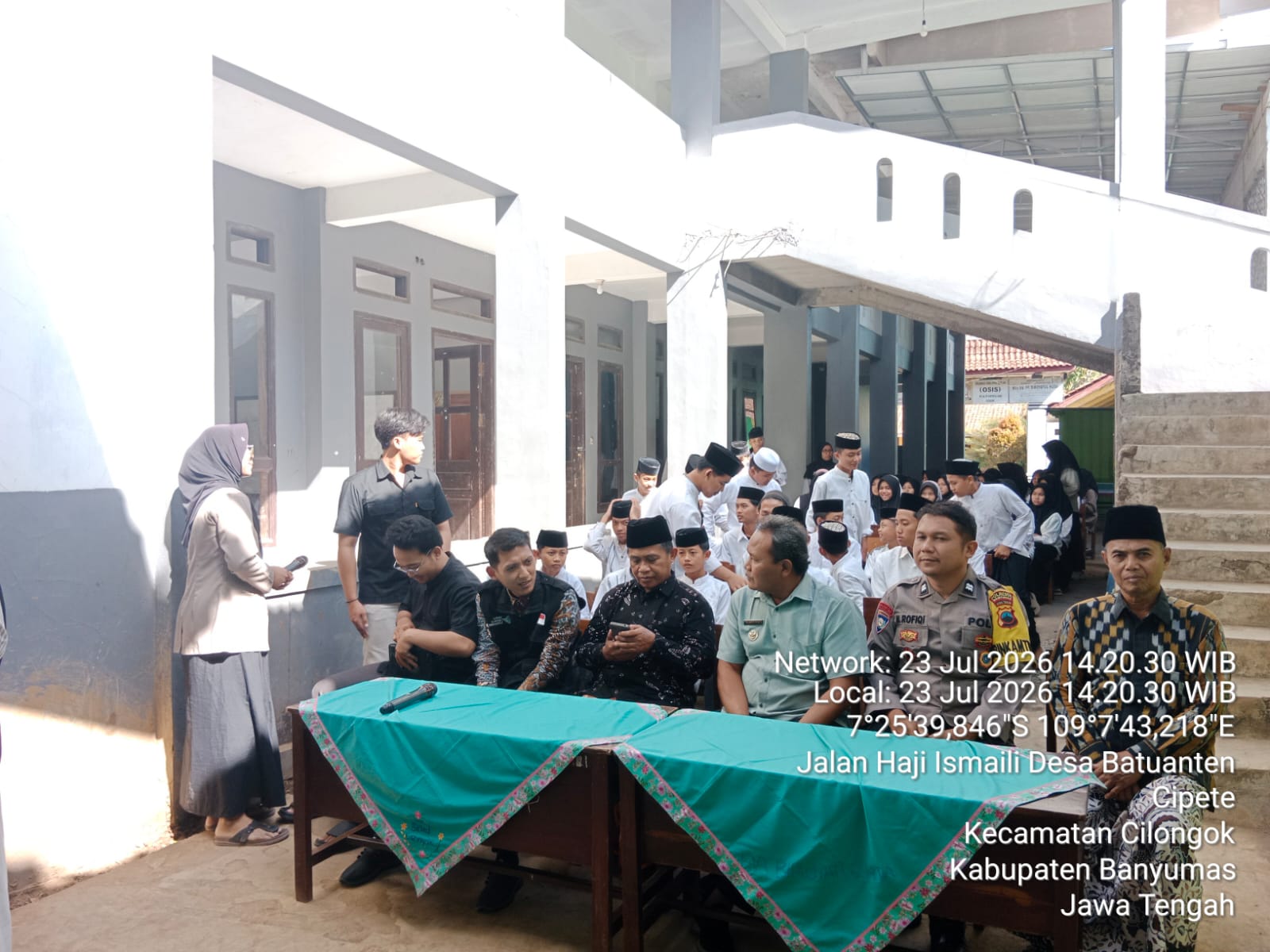 Polsek Cilongok Banyumas Hadiri Serah Terima Sumur Bor Untuk Ponpes, Wujud Kolaborasi Sosial Bagi Masyarakat