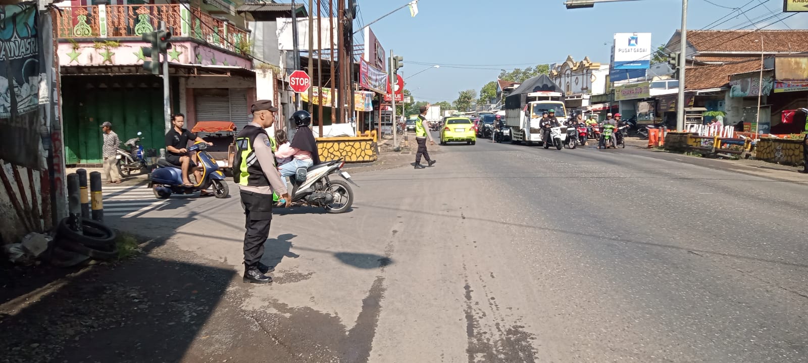 Usai Apel, Personel Strong Point Wijahan Polresta Banyumas Siaga Pantau Arus OKC 2026