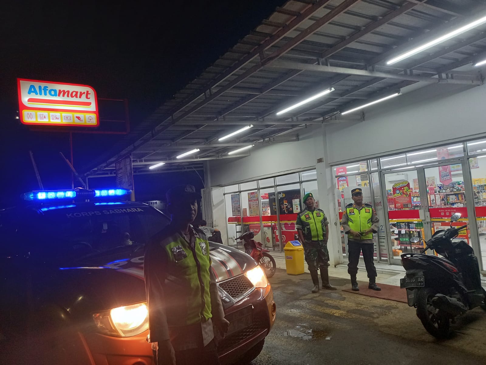 Cegah Pencurian, Polsek Kebasen Polresta Banyumas Intensifkan Patroli Toko Modern