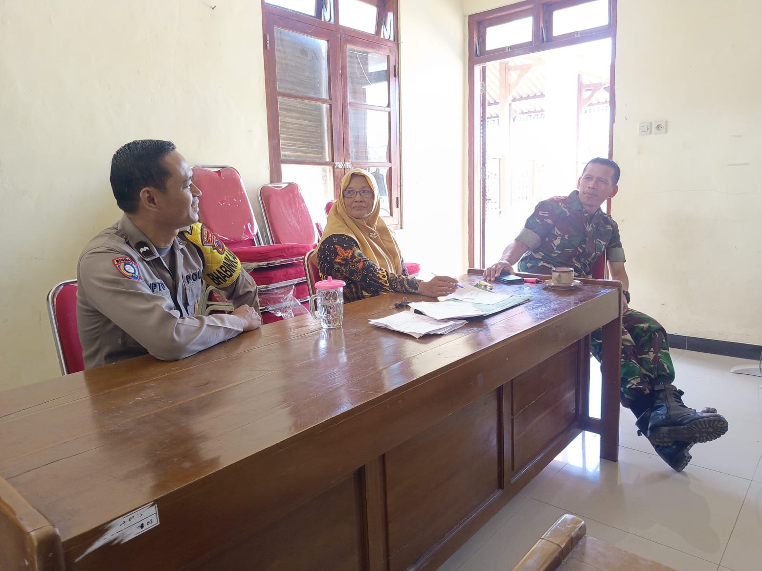 Polsek Purwokerto Barat Pererat Koordinasi dengan Kelurahan Demi Kondusivitas Wilayah