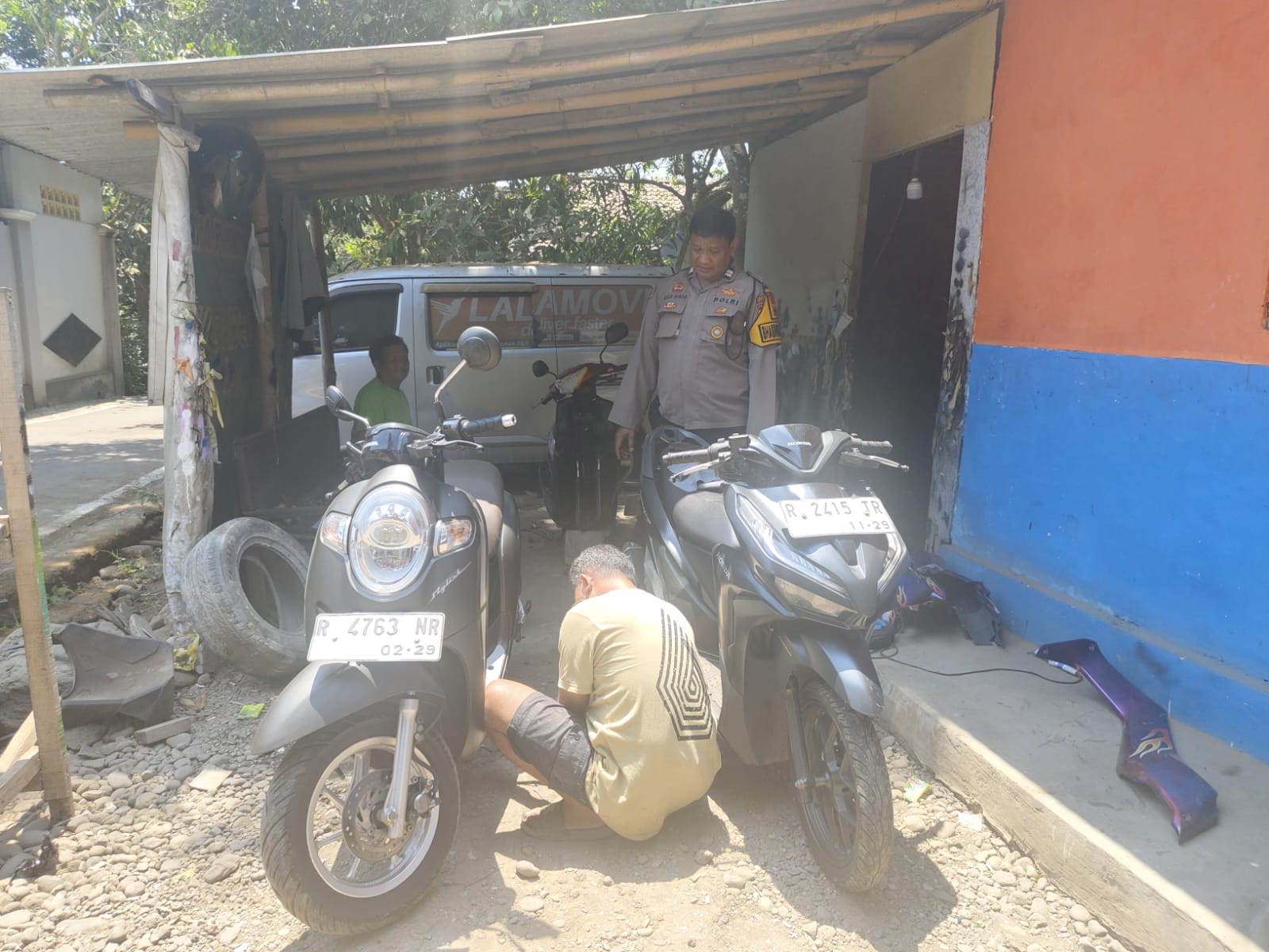 Bhabinkamtibmas Polsek Kembaran Sambangi Bengkel, Ingatkan Waspada Pencurian