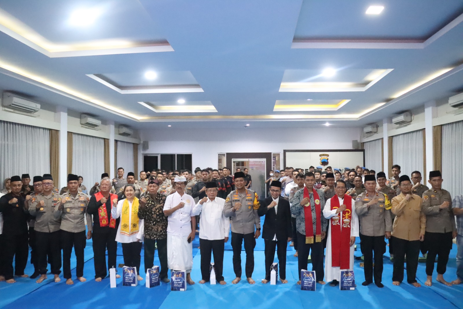 Doa Bersama Lintas Agama Polresta Banyumas, Wujud Empati Untuk Korban Bencana Dan Harapan Di Tahun 2026