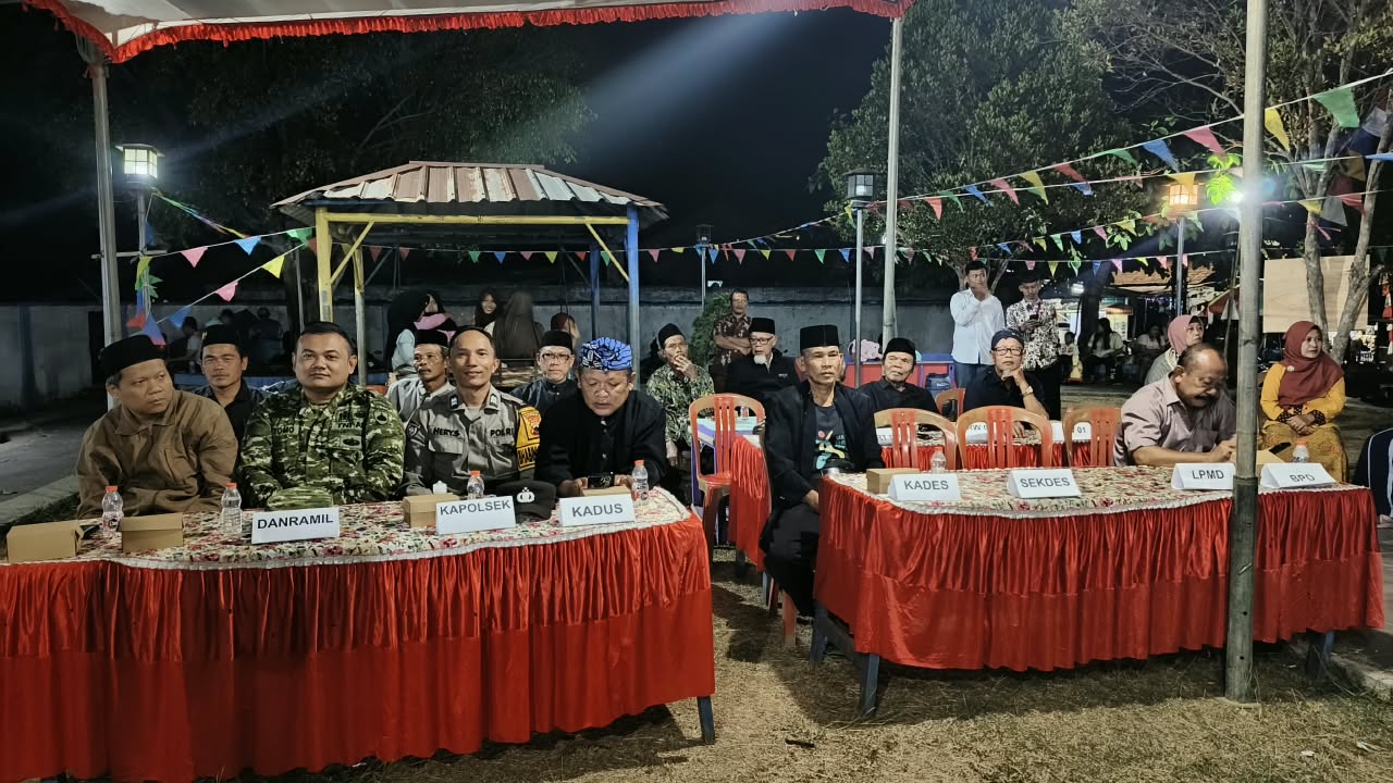 Bhabinkamtibmas Patikraja Monitoring Resepsi HUT ke-81 RI Warga Desa Kedungrandu