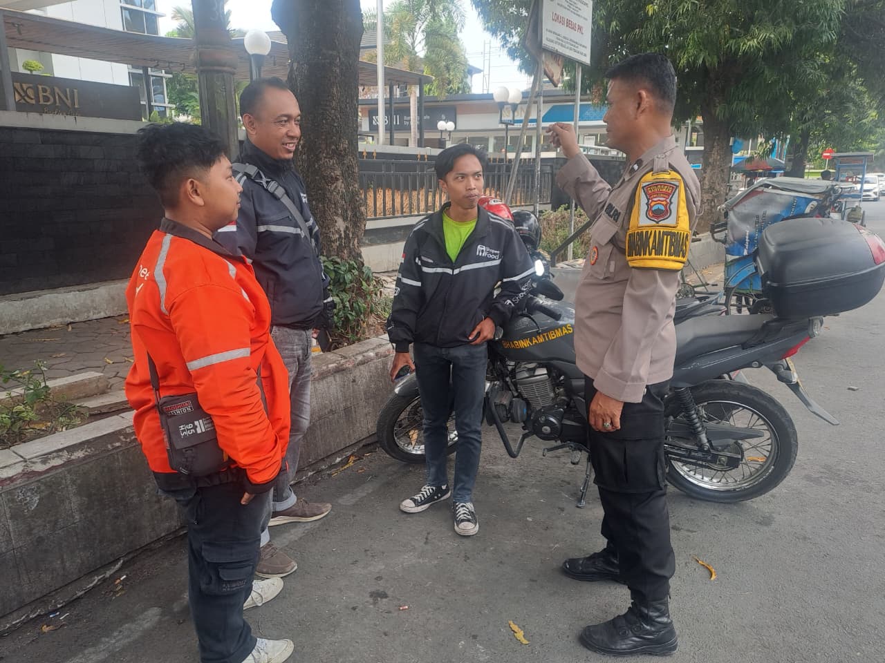 Polsek Purwokerto Timur Rangkul Ojol, Bersama Cegah Kejahatan di Jalan