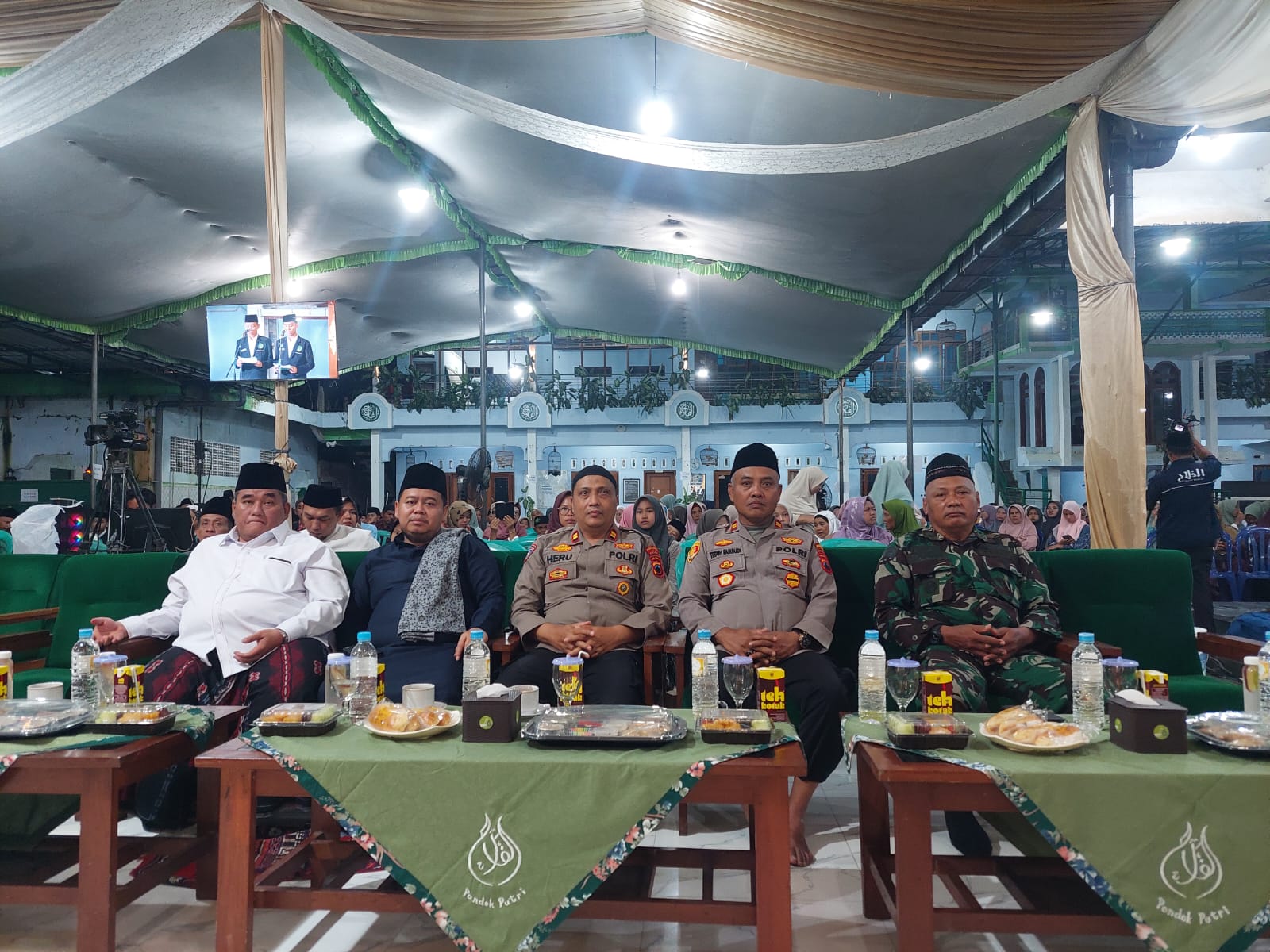 Satbinmas Polresta Banyumas Hadiri Haflah Akhirussanah Ponpes Al Falah Mangunsari, Warga Diimbau Aktifkan Satkamling