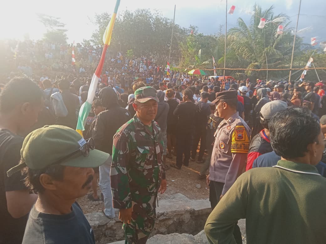 Semarak Kuda Lumping di Pekuncen Banyumas, Polisi Polsek Pekuncen Hadir Jaga Kenyamanan Warga