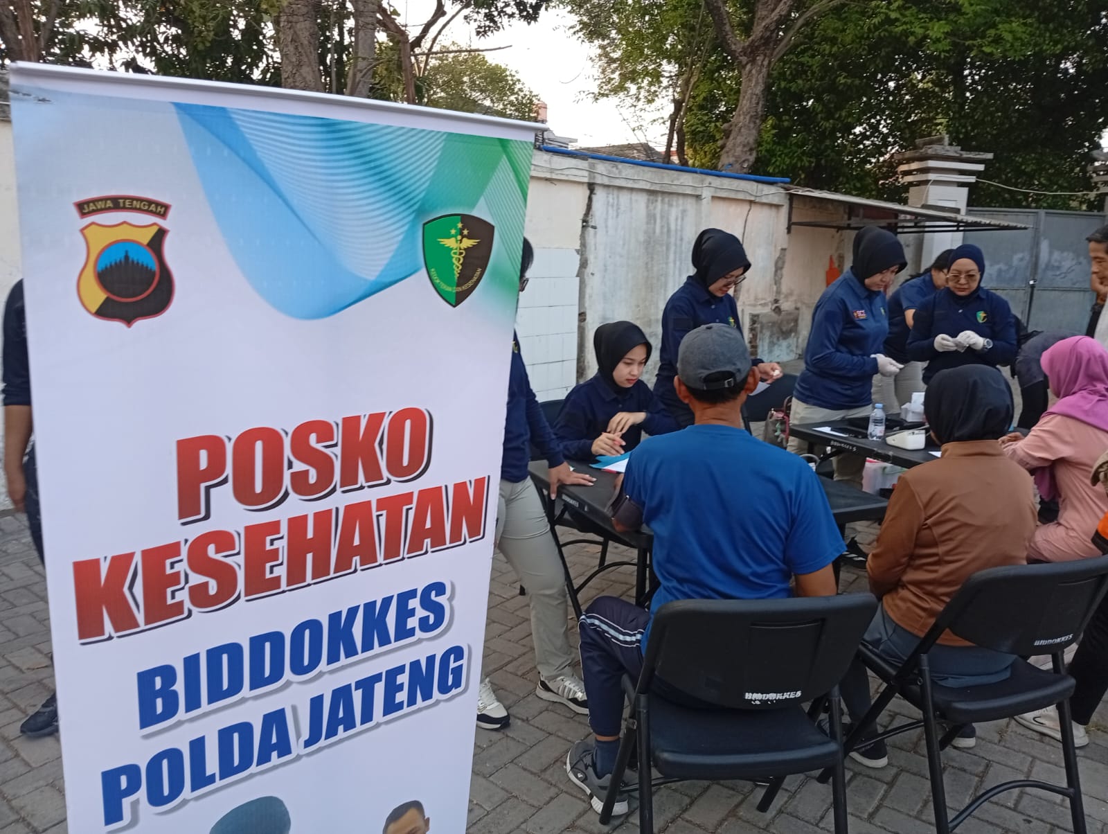 Olahraga Pagi Sambil Cek Kesehatan, Layanan Gratis Biddokkes Polda Jateng Disambut Antusias Warga