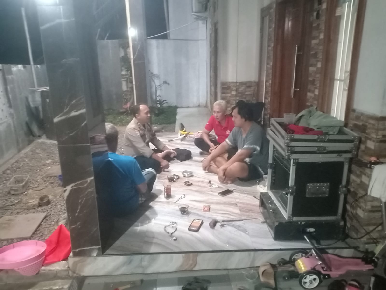 Bhabinkamtibmas Polsek Kalibagor Sambangi Tokoh Masyarakat dan Pemuda Kalicupak Kidul, Perkuat Sinergi Jaga Kamtibmas
